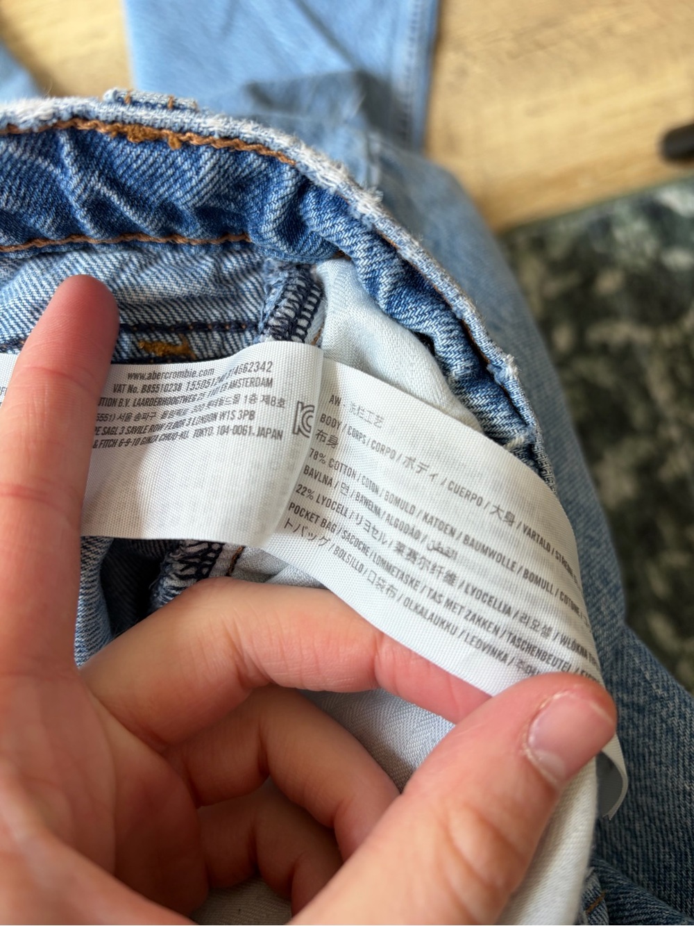 Abercrombie & Fitch The Loose High Rise Jeans Size 18L - Picture 4 of 11